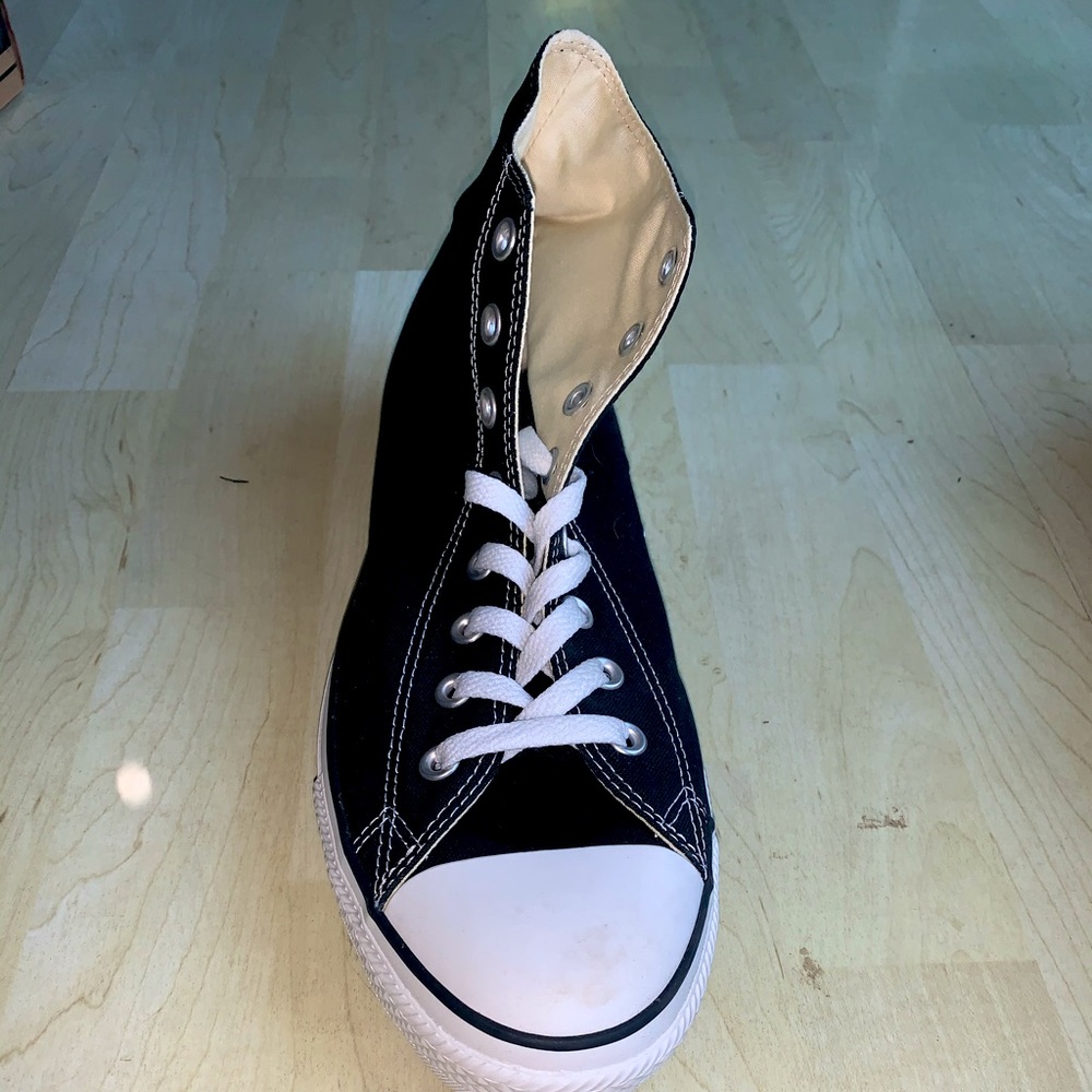 BRAND NEW ‼️ BLACK HIGH TOP CONVERSE